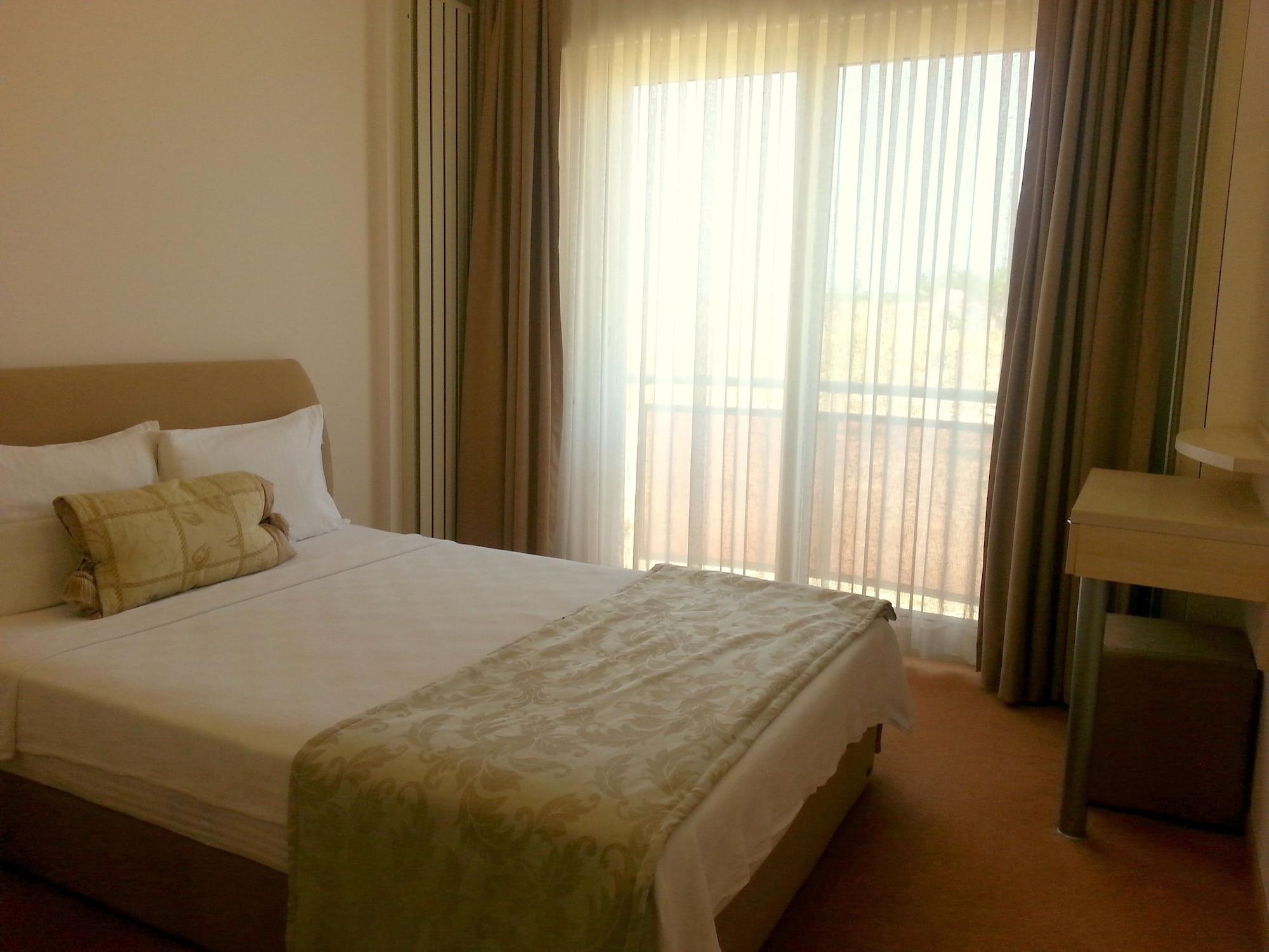 Kamer Exclusive Hotel & Suites Кешме Экстерьер фото