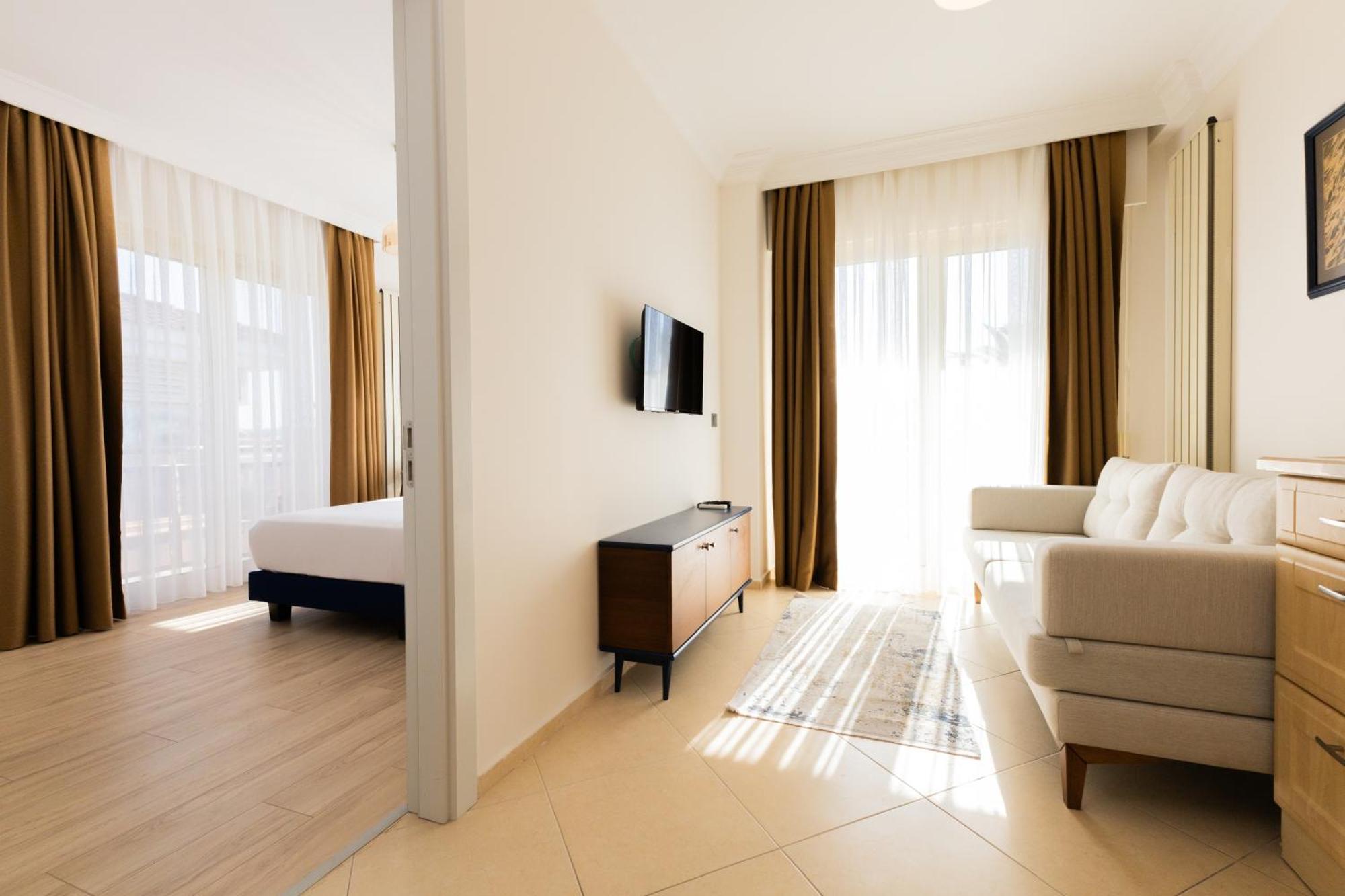 Kamer Exclusive Hotel & Suites Кешме Экстерьер фото