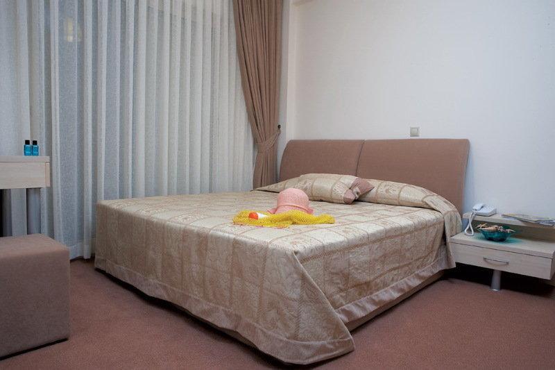 Kamer Exclusive Hotel & Suites Кешме Экстерьер фото